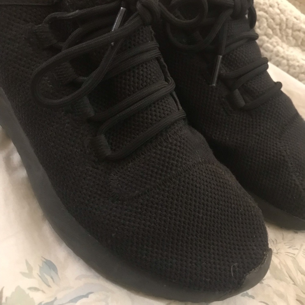 Adidas tubular